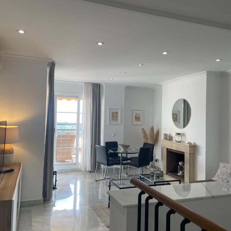 2-Bed Sea View Apt 10 mins from Puerto Banus - Apartamento - 5