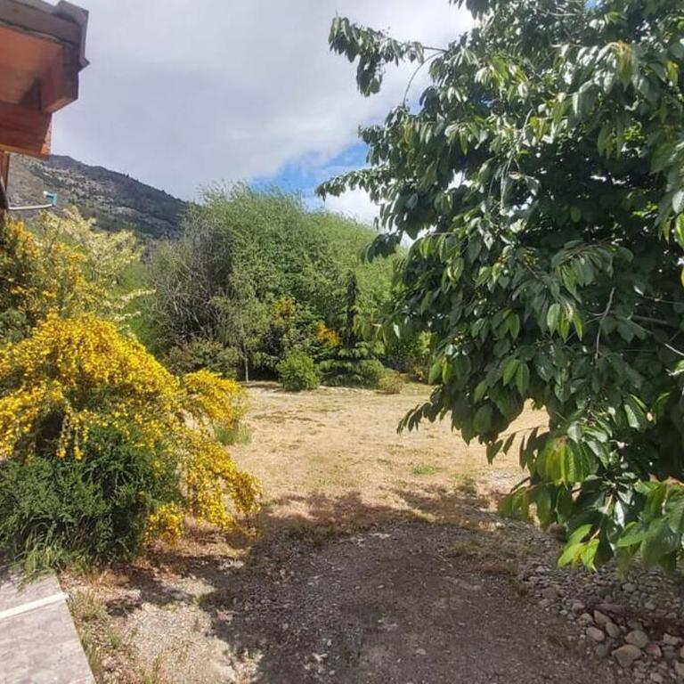 Hermosa casa costa Río Epuyen - Casa de 2 dormitorios - 34