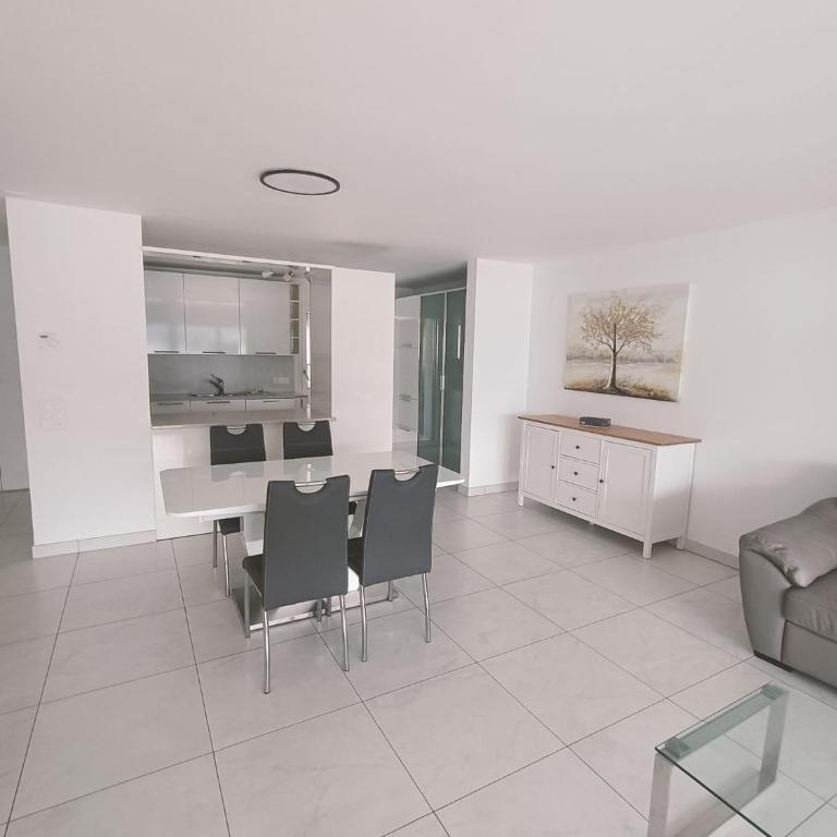 Residenza Vivian Deluxe Apartments - Appartamento Superior con Vista Lago - 10