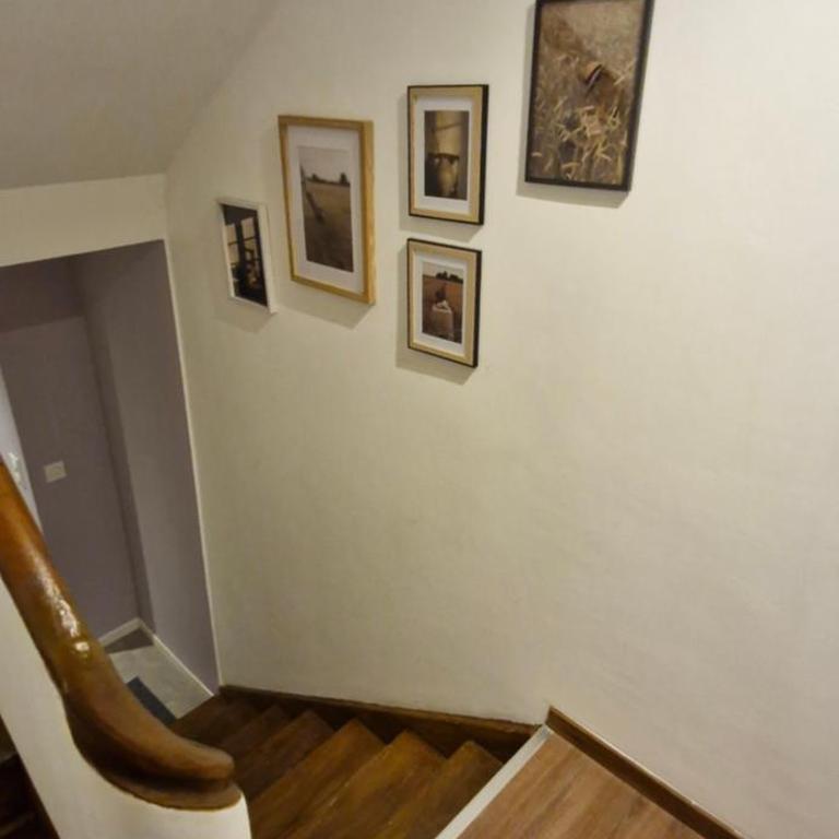 Entire house with arcade machine in a private backyard, 3 bedrooms, 1 bathroom, 1 leaving room with convertible sofa and open kitchen - Haus mit 3 Schlafzimmern - 28