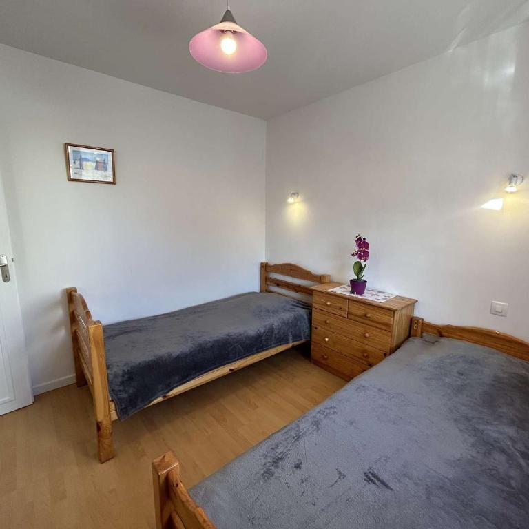 Maison de Vacances avec Terrasse Dallée, 6 Couchages, à Deux Pas de l'Océan à St-Jean-de-Monts - FR-1-224C-94 - Maison de Vacances - 13