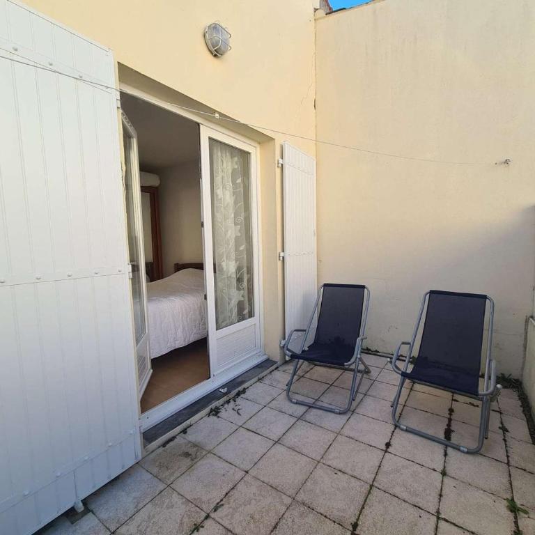 Maison de Vacances avec Terrasse Dallée, 6 Couchages, à Deux Pas de l'Océan à St-Jean-de-Monts - FR-1-224C-94 - Maison de Vacances - 22