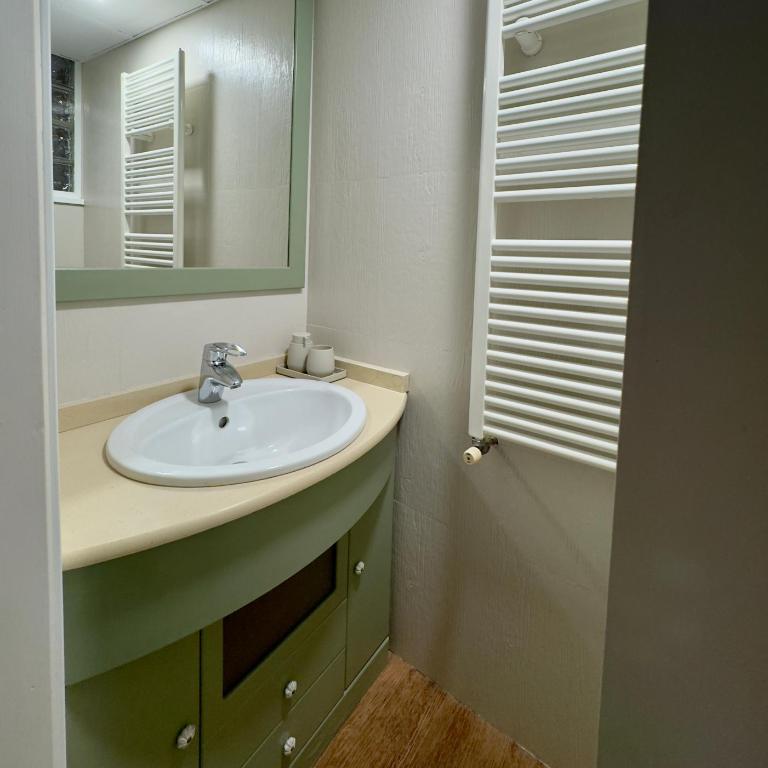 Corduba Home - Habitación Doble con baño privado - 9