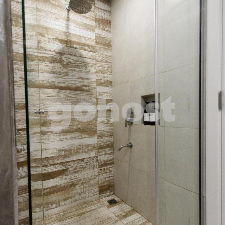 Elegant apartment 600 m from Shopping del Sol - Apartment - 17