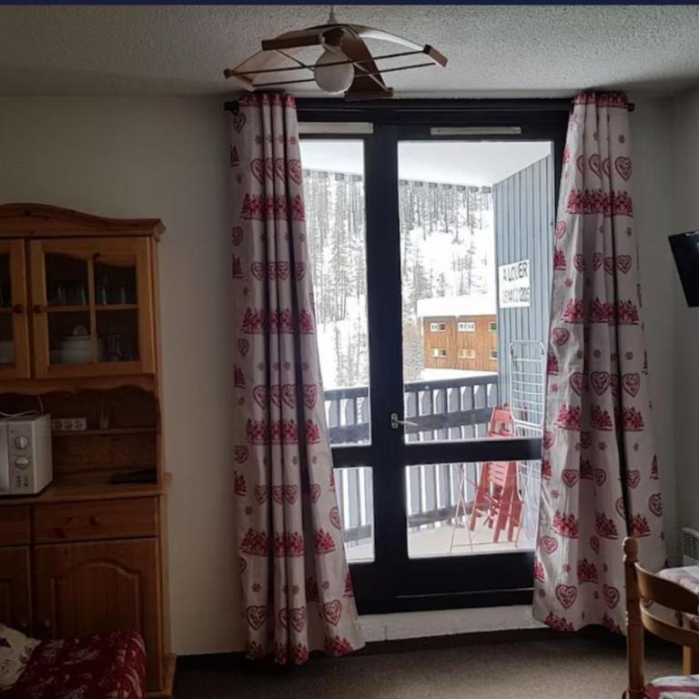 Vars les Claux studio 4 pl à 50 m du télécabine, esf, commerces et pharmacie - Appartamento con 1 Camera da Letto - 6