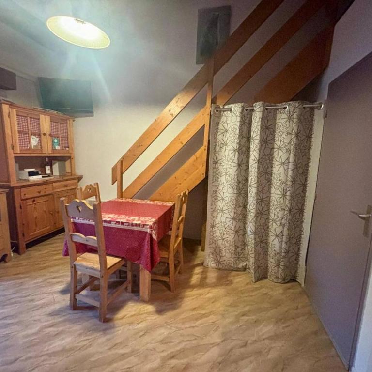 Studio Mezzanine avec Wifi aux Angles - Studio - 4