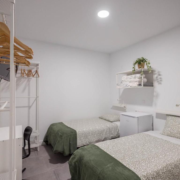 Coliving Mol-Terrace, En-Suite Bathroom, Fridge & TV - Habitación Doble con baño privado - 8