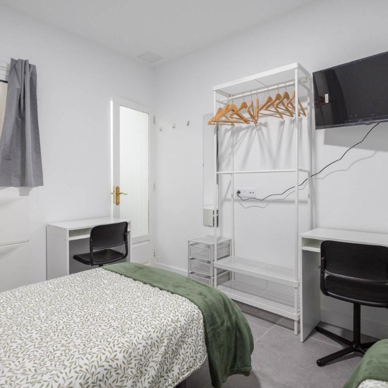 Coliving Mol-Terrace, En-Suite Bathroom, Fridge & TV - Habitación Doble con baño privado - 10