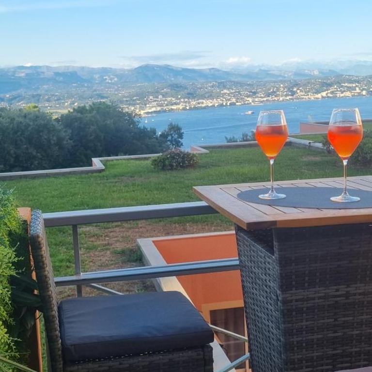 2 pièces vue panoramique sur mer et baie de Cannes - Appartement 1 Chambre - 2