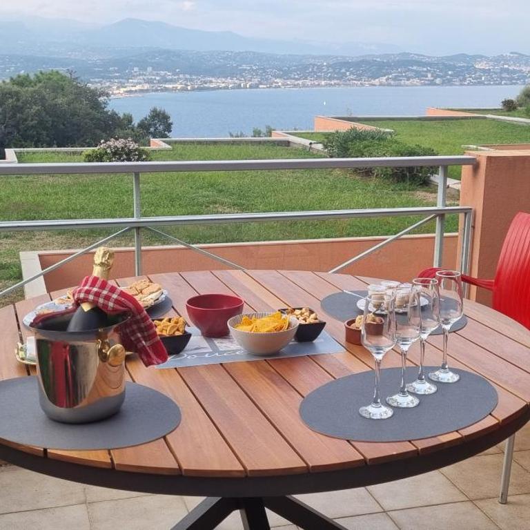 2 pièces vue panoramique sur mer et baie de Cannes - Appartement 1 Chambre - 7