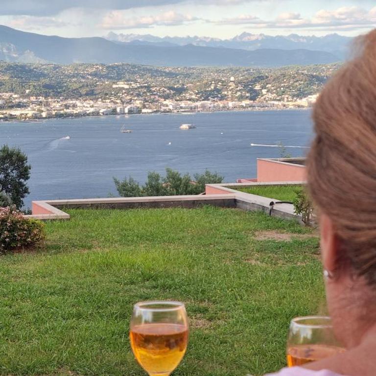 2 pièces vue panoramique sur mer et baie de Cannes - Appartement 1 Chambre - 6