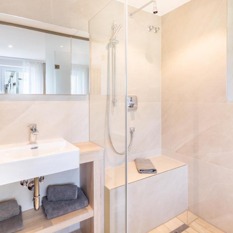 Bergwald Panorama Suiten - Suite con Terrazza - 7