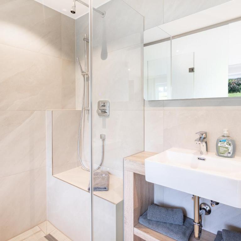 Bergwald Panorama Suiten - Suite con Terrazza - 3