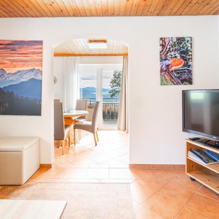 Bergwald Panorama Suiten - Suite con Balcone - 10