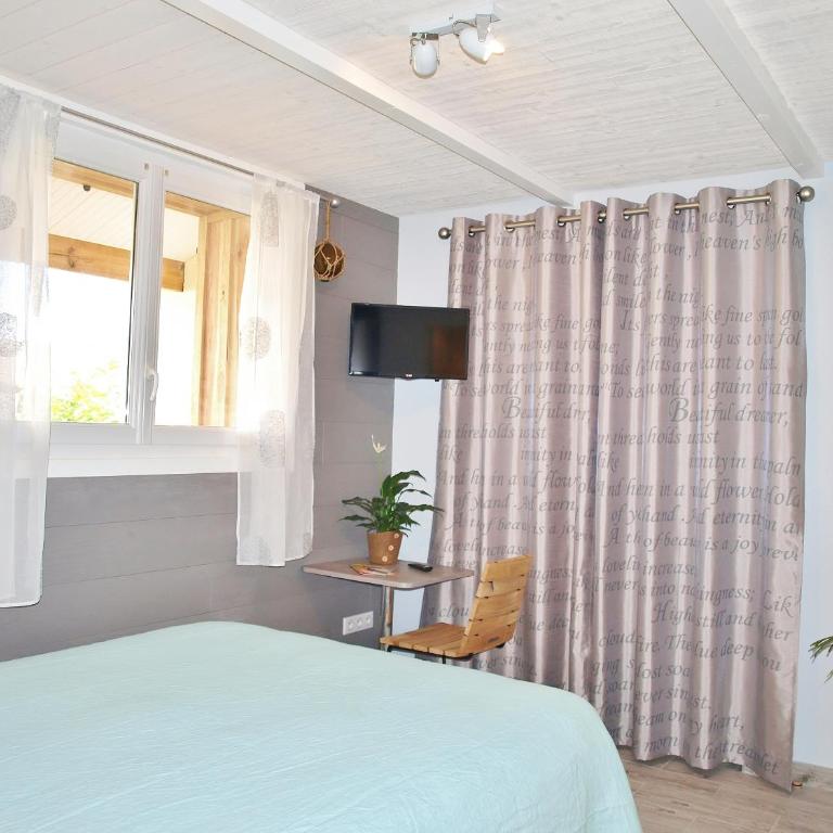 Les Gîtes De Noreda - Maison 3 Chambres - 28