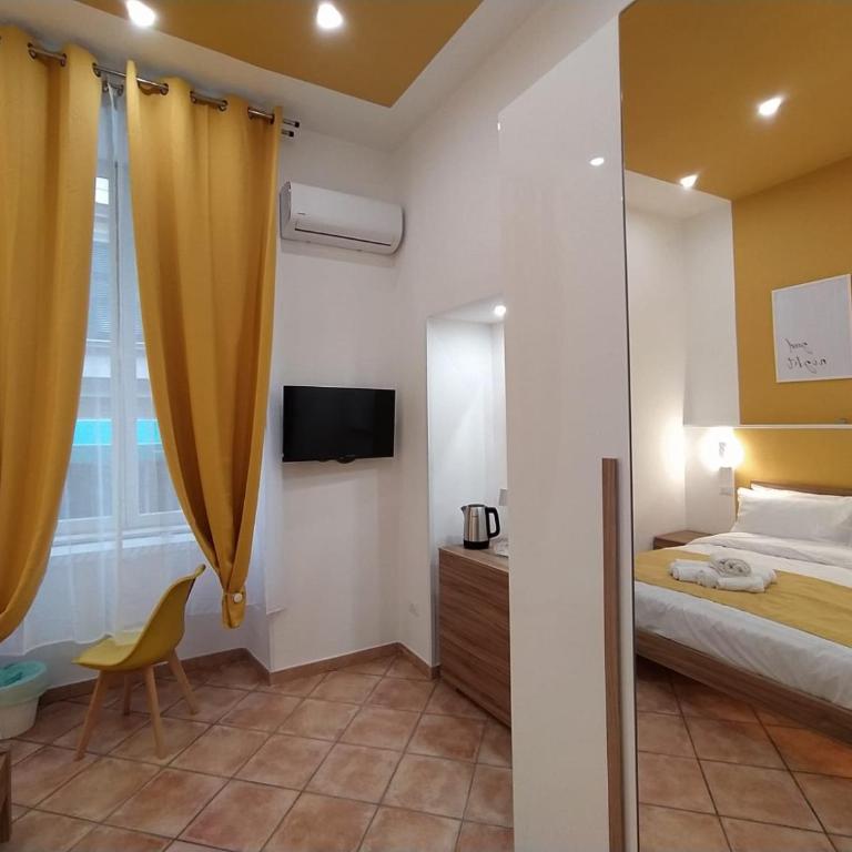 NaCasa Guest House - Camera King - 9