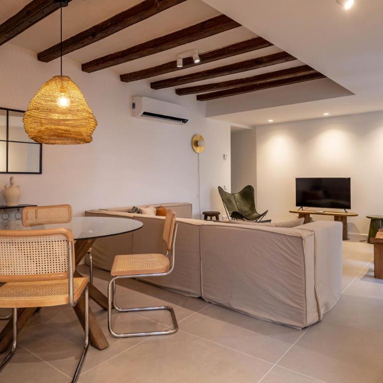 Caterina Laietana - Two-Bedroom Apartment - 12