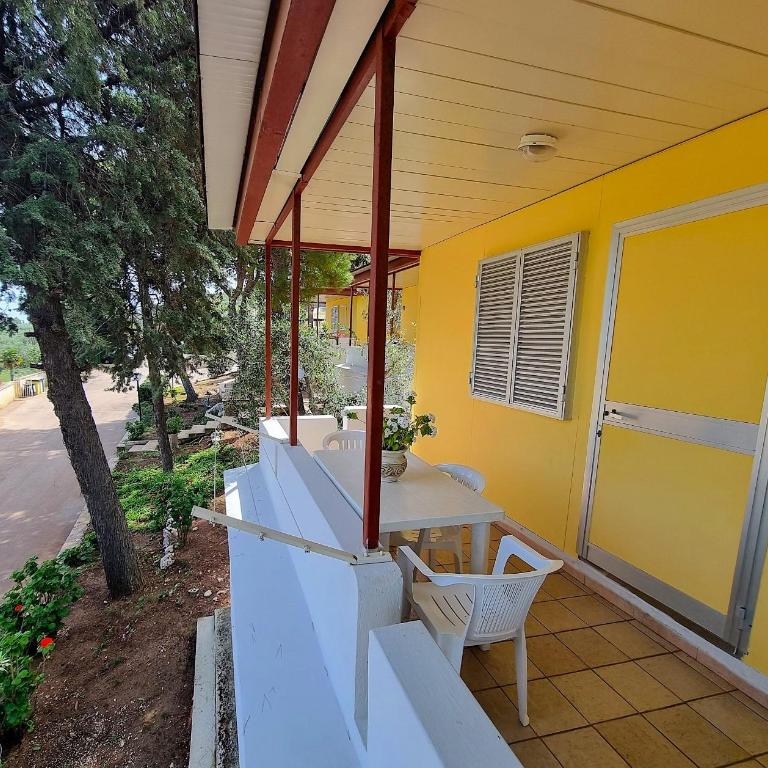 Residence Porticello - Two-Bedroom Apartment with Garden View - 6