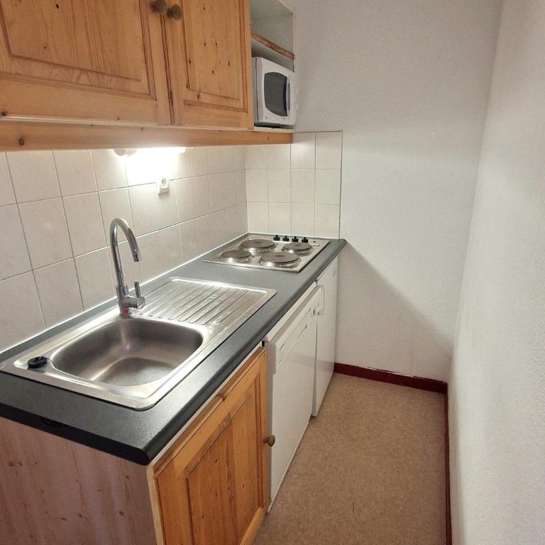 Valfréjus: 2 pièces + cabine, centre station, 4/6 pers - FR-1-265-199 - Appartement (6 Adultes) - 11