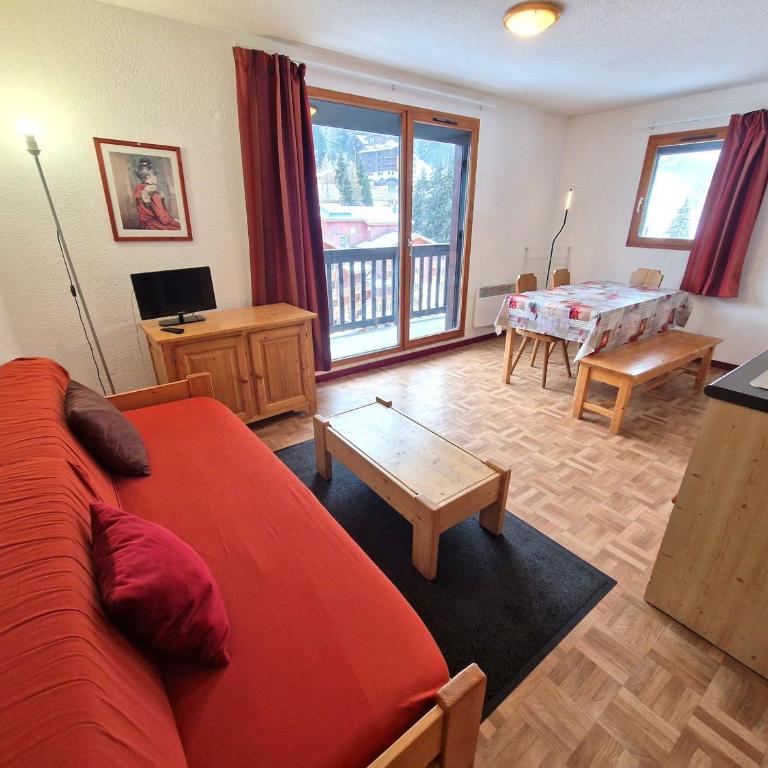 Appartement 2 pièces + cabine, 6 pers centre station Valfréjus avec balcon - FR-1-265-240 - Appartement (6 Adultes) - 1