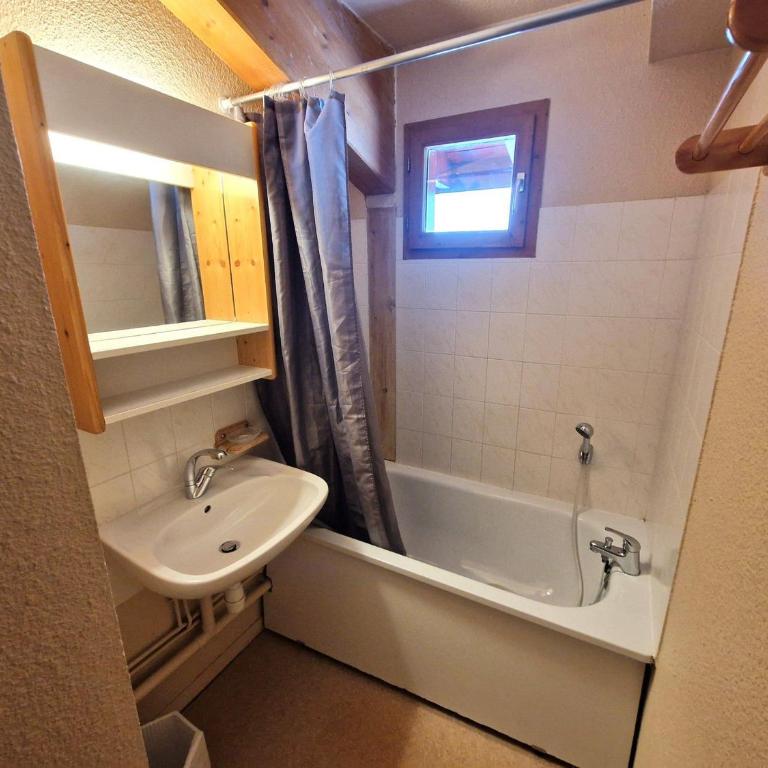 Appartement 2 pièces + cabine, 6 pers centre station Valfréjus avec balcon - FR-1-265-240 - Appartement (6 Adultes) - 6