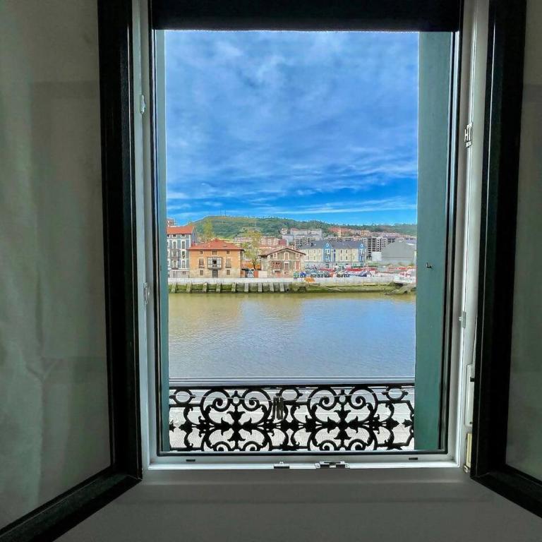 Kai Bilbao - Apartamento junto a la ria - Two-Bedroom Apartment - 8