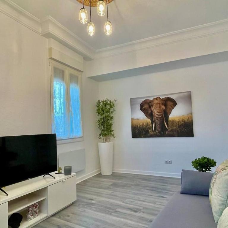 Kai Bilbao - Apartamento junto a la ria - Two-Bedroom Apartment - 10
