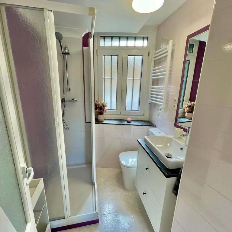Kai Bilbao - Apartamento junto a la ria - Two-Bedroom Apartment - 29