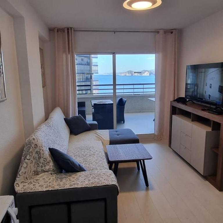 Luxury apartments TropicMar 77 - One-Bedroom Apartment with Balcony and Sea View - 4