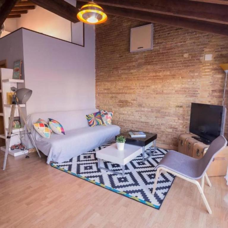 Precioso atico en pleno centro de Valencia - Two-Bedroom Apartment - 2