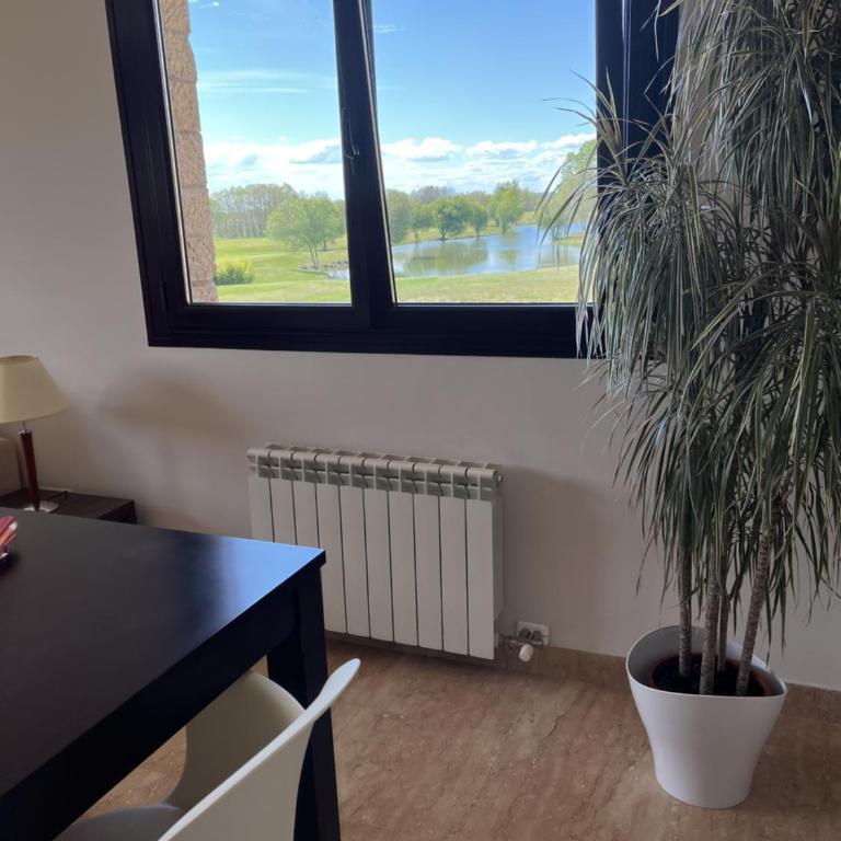 CASA CON VISTAS AL LAGO GOLF LEON - Apartamento de 2 dormitorios con vistas al lago - 4