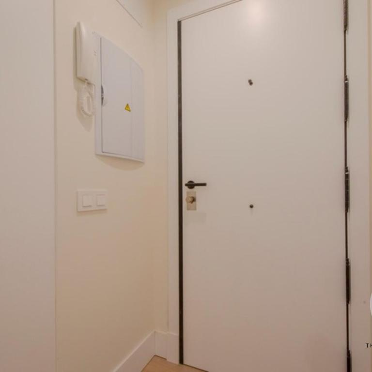 Tu casa para 4 en Malasaña ven a San Bernardo 20 - One-Bedroom Apartment - 11