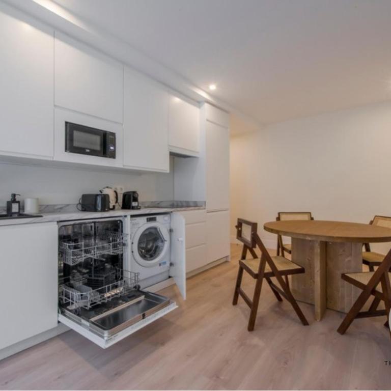 Tu casa para 4 en Malasaña ven a San Bernardo 20 - One-Bedroom Apartment - 18