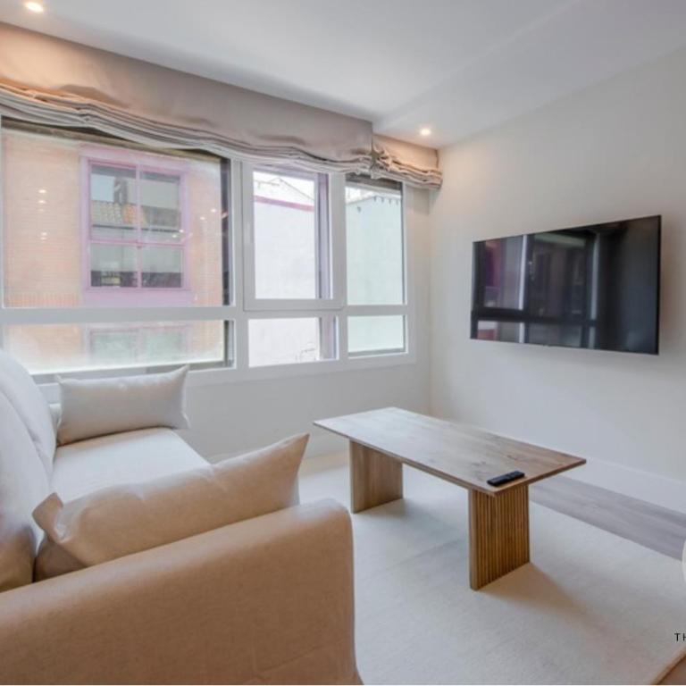 Tu casa para 4 en Malasaña ven a San Bernardo 20 - One-Bedroom Apartment - 12