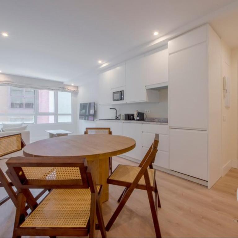 Tu casa para 4 en Malasaña ven a San Bernardo 20 - One-Bedroom Apartment - 16