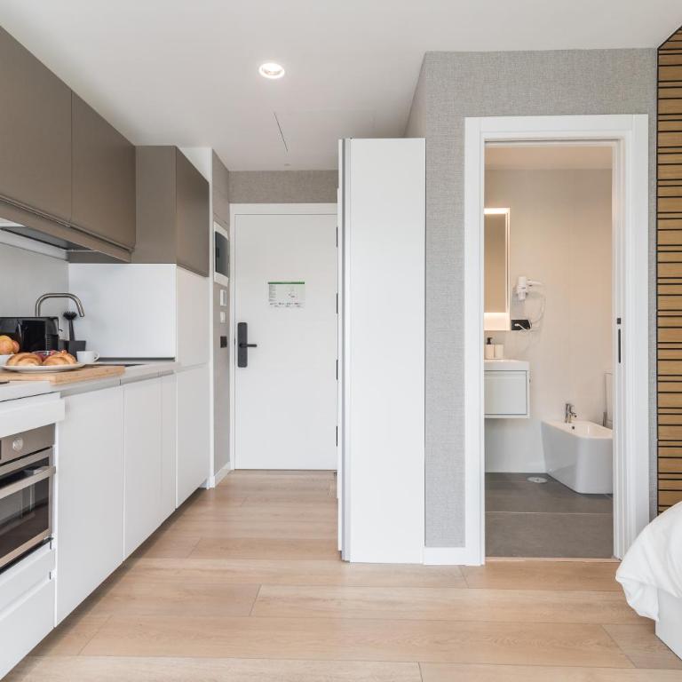 La Vega de Ciudad Jardín Suites - Habitación Superior con cama extragrande - 3