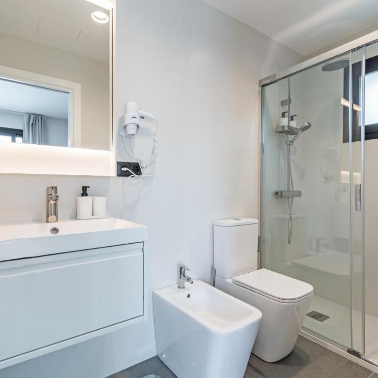 La Vega de Ciudad Jardín Suites - Habitación Superior con cama extragrande - 8