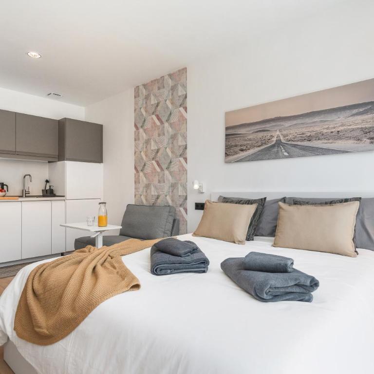 La Vega de Ciudad Jardín Suites - Habitación Triple Clásica - 4