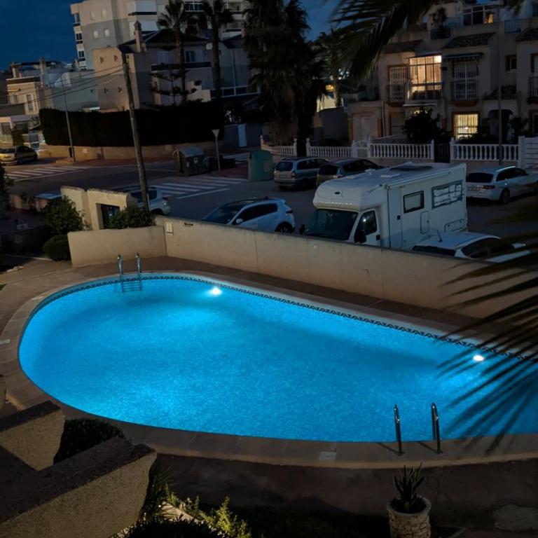 Sonnenterrasse mit Meerblick 3 Zi Penthouse Apartment Dachterrasse Balkon Pool - Apartamento de 2 dormitorios - 12