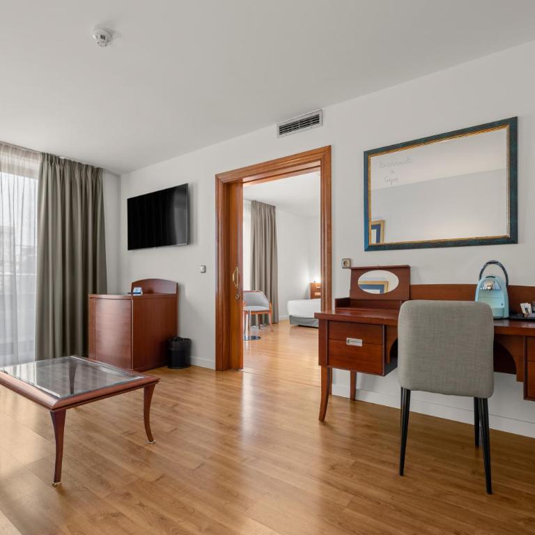 Hotel Zentral Gijón Rey Pelayo - Suite Junior - 6