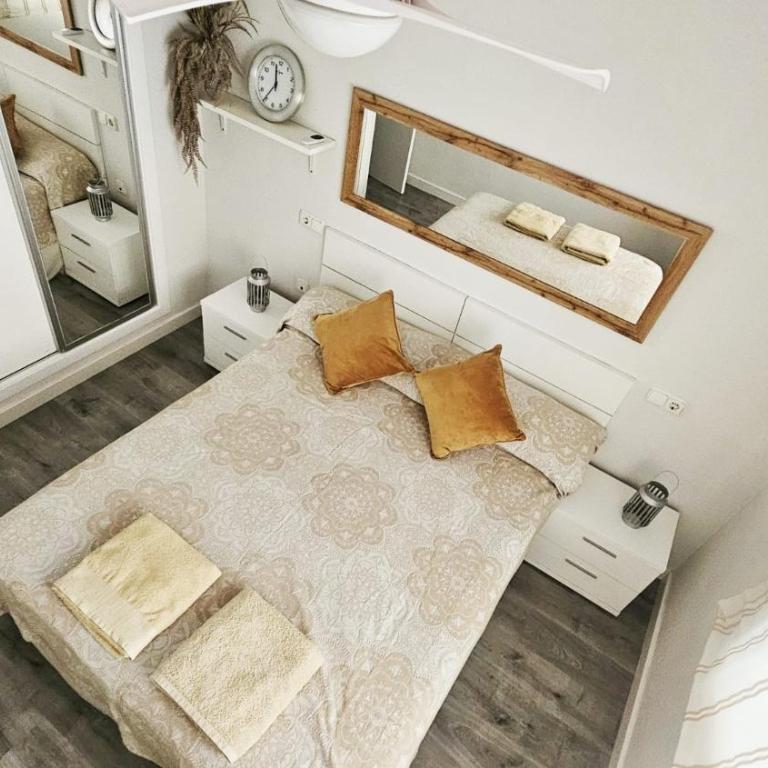 5 min walk to the beach Spacious terrace - Apartment mit 2 Schlafzimmern - 7