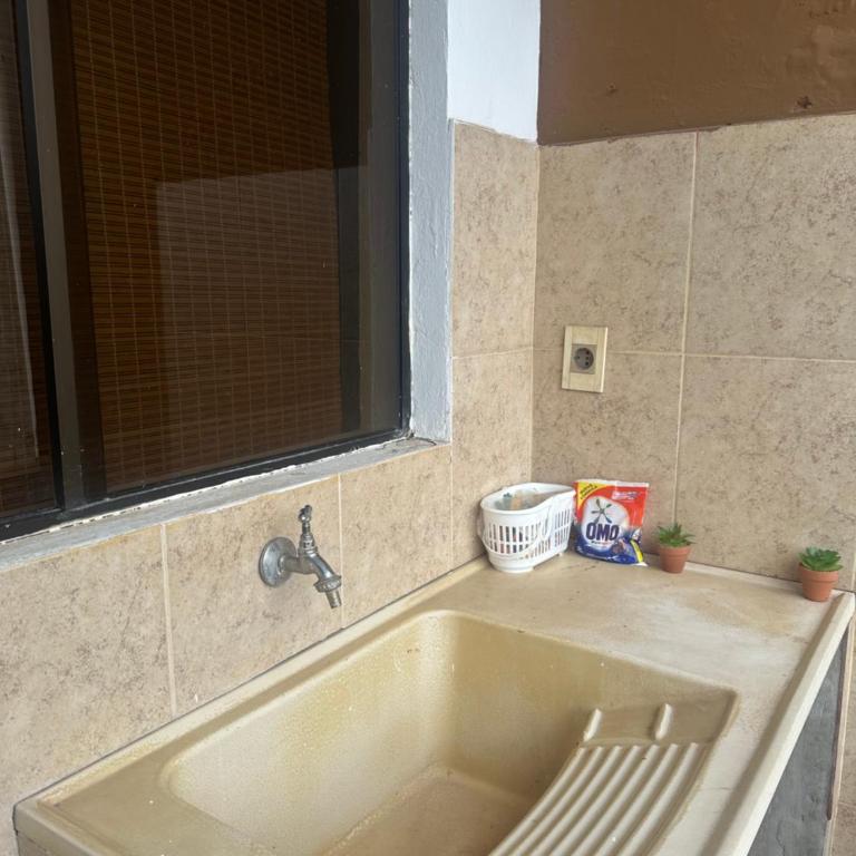 Departamento Amoblado en Barrio Los Laureles - Apartamento de 2 dormitorios - 3