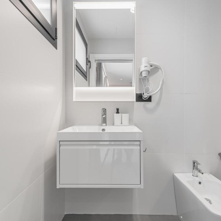 La Vega de Ciudad Jardín Suites - Habitación Triple Deluxe - 4