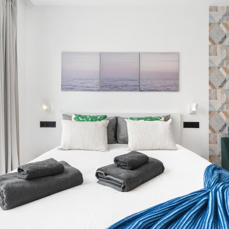 La Vega de Ciudad Jardín Suites - Habitación Triple con baño privado - 2