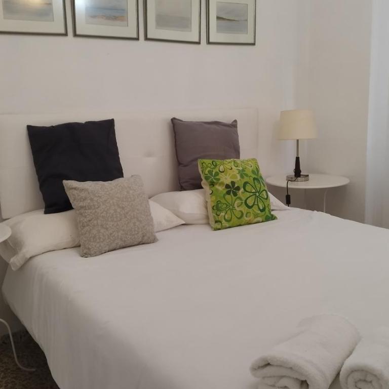 URBION HOME - Two-Bedroom Apartment - 5