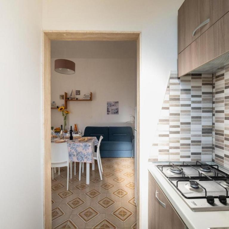 Villa Acqua Azzurra with Private Parking and Air Conditioning - Casa Vacanze - 10