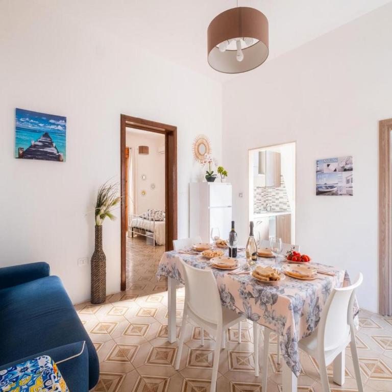 Villa Acqua Azzurra with Private Parking and Air Conditioning - Casa Vacanze - 11