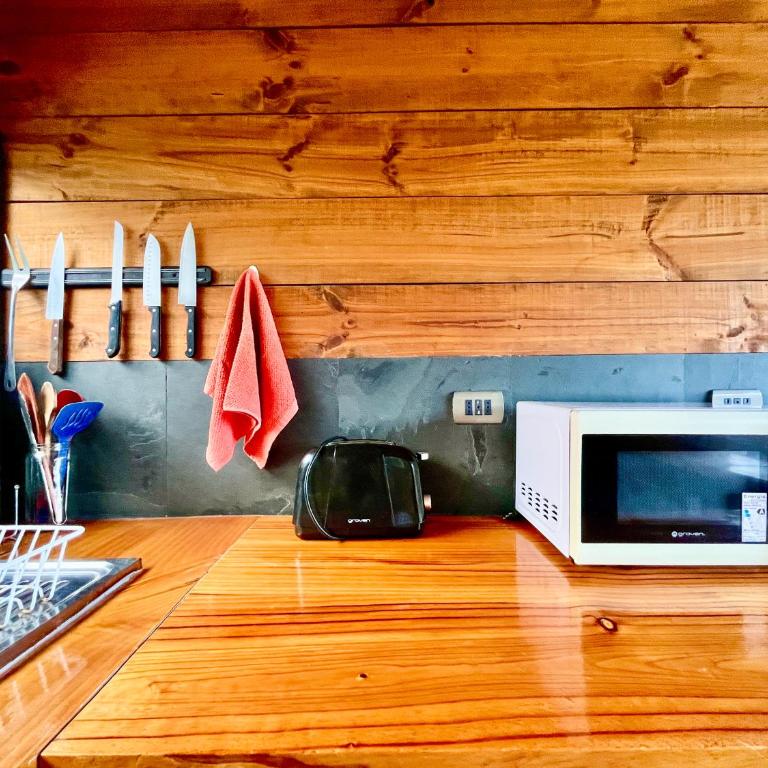 Surfpro - One-Bedroom House - 12