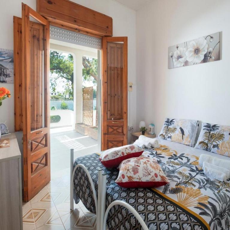 Sunrise Apartment in Villa With Private Parking and Air Conditioning - Vacation Home - 5