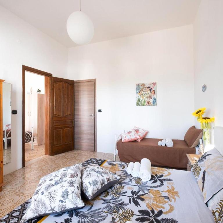 Sunrise Apartment in Villa With Private Parking and Air Conditioning - Vacation Home - 4